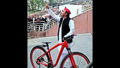 Akhilesh to lead Lucknow phase of SP’s ‘PDA yatra’