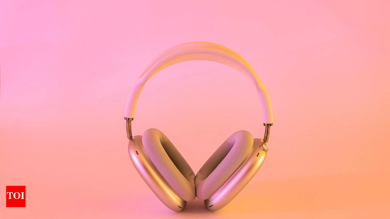 AirPods MAX 2024年　Type-C AirPods Max｜C smart公式オンラインストア