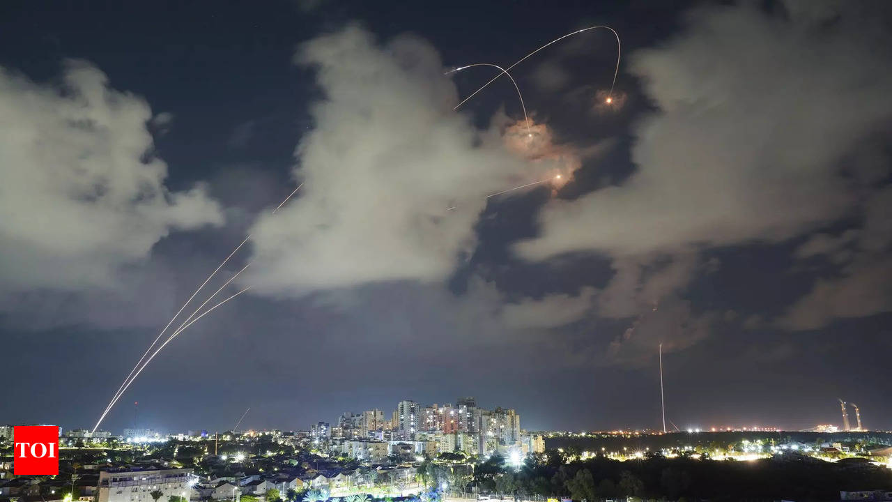 Israel'S Iron Dome: Israel-Palestine war: Explained the technology behind  Israel's Iron Dome missile defence system - Times of India