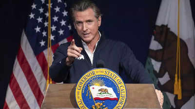 California governor Gavin Newsom plows into child during basketball game in China