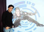 SRK unveils 'G.One-Nerolac' wall