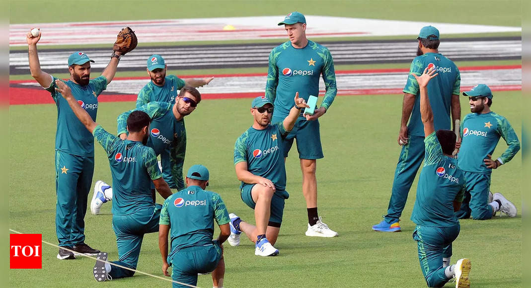 World Cup: Pakistan, Bangladesh in search of solace