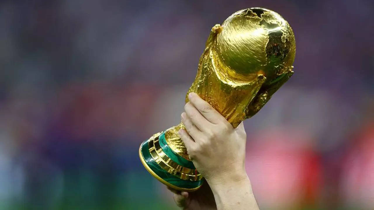 Saudi Arabia Closes in on FIFA Football World Cup 2034 After Australia Exit  - Bloomberg