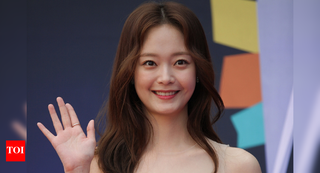 Jeon So-min spends time with ‘Running Man’ family before farewell: I ...