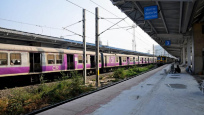 Maharashtra: Delay in inaugurating Digha station inconveniences commuters