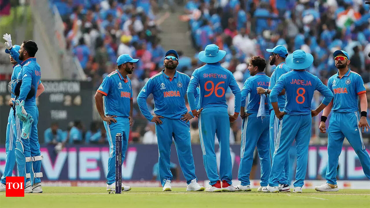 India have the aura of 2003 and 2007 Aussie invincibles: Shane