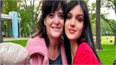 Hamas: Mother, daughter from America back with family after being ...
