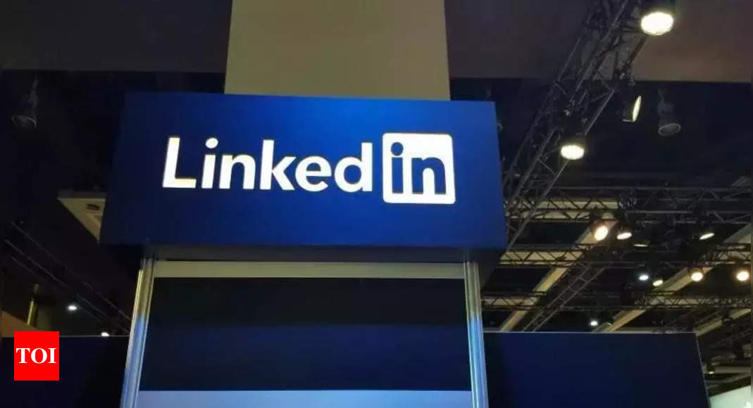LinkedIn adds new AI job coach for premium users – Times of India