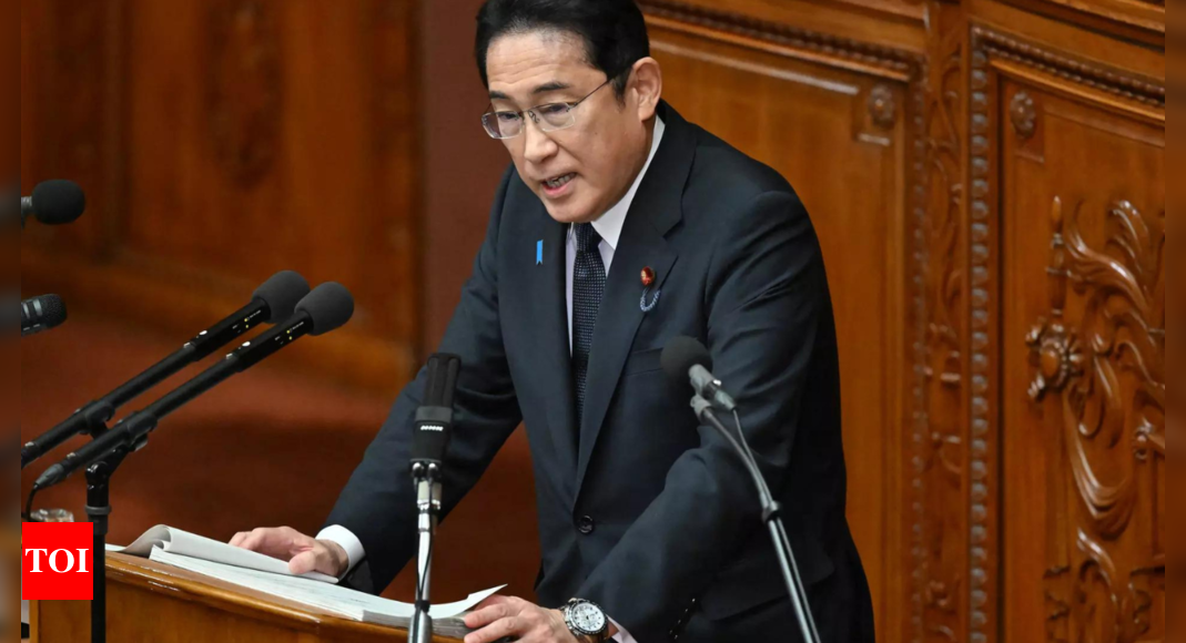 Le Premier ministre japonais annonce un plan de relance économique de 113 milliards de dollars