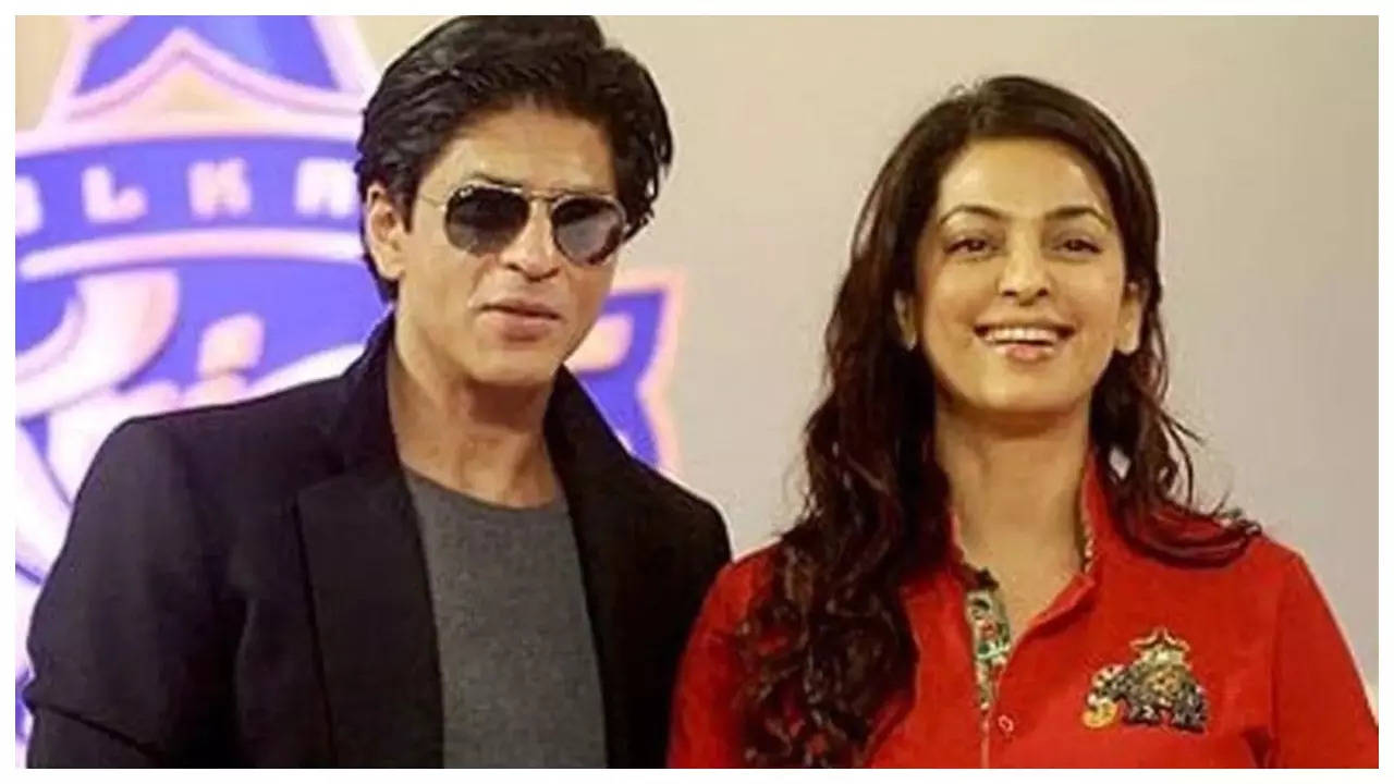 Www Xxx Juhi Chawala Video - Juhi Chawla Mehta plants 500 trees on Shah Rukh Khan's 58th birthday |  Hindi Movie News - Times of India