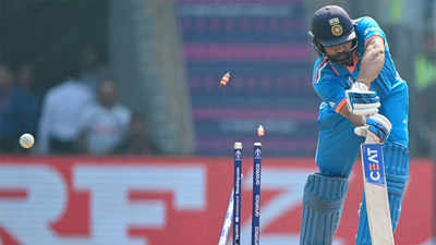 Rohit Sharma bowled by a beauty in World Cup match against Sri Lanka |  Cricket News - Times of India