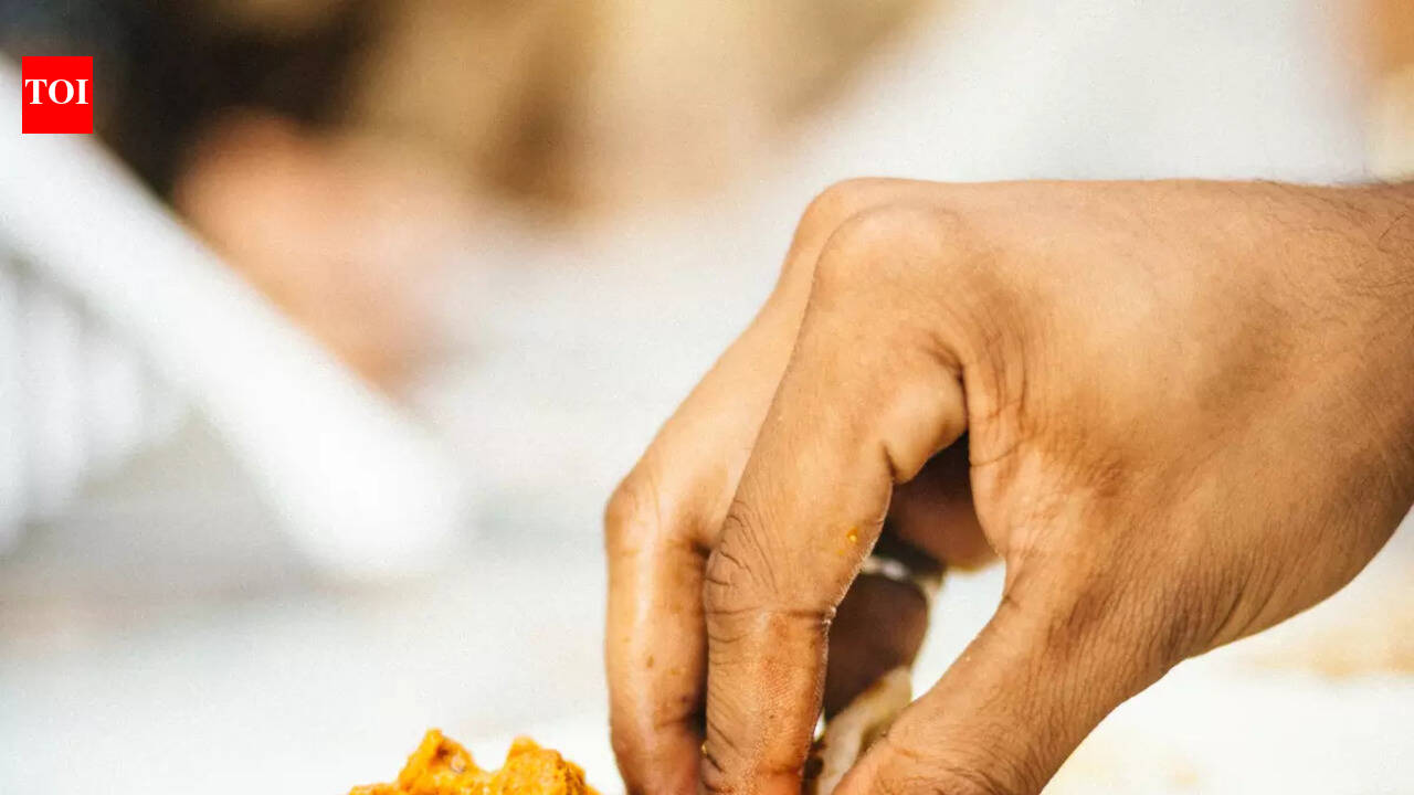 The science behind eating with hands and its untold benefits | The ...