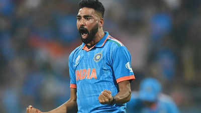 Mohammed Siraj breathes fire as Sri Lanka slump to 3-4 against India in chase of 358