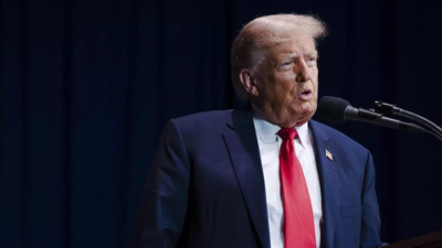 Trump asks appeals court to lift gag order imposed on him in 2020 election interference case