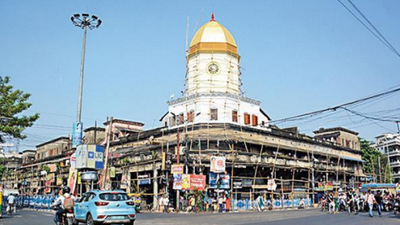 Century-old Maniktala clock tower repaired, painted; 2L crowdfunded to light up dome