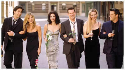 Matthew Perry laid to rest in private funeral; 'Friends' co-stars Jennifer Aniston, Courteney Cox, Lisa Kudrow, Matt LeBlanc and David Schwimmer attend - PICS