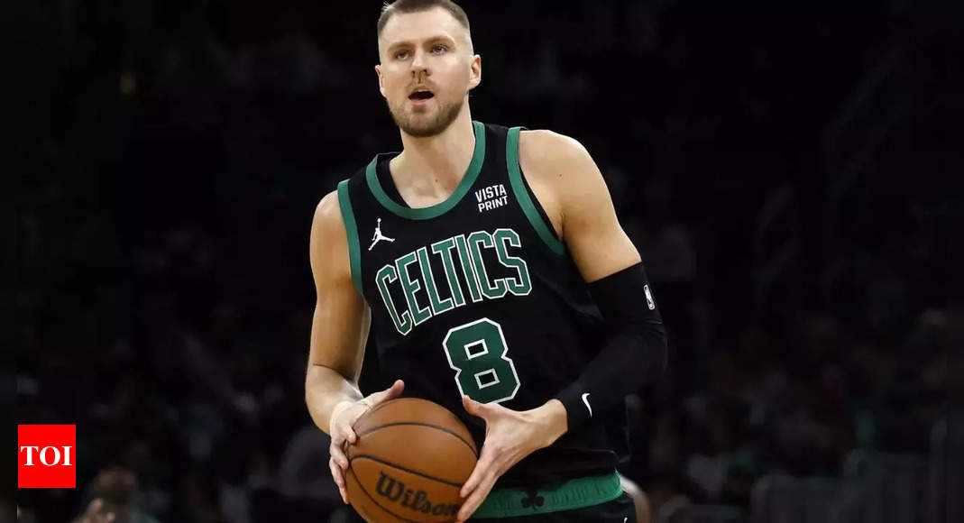 Boston Celtics Extend Winning Streak to Eight Games with Victory over New  York Knicks, boston celtics 