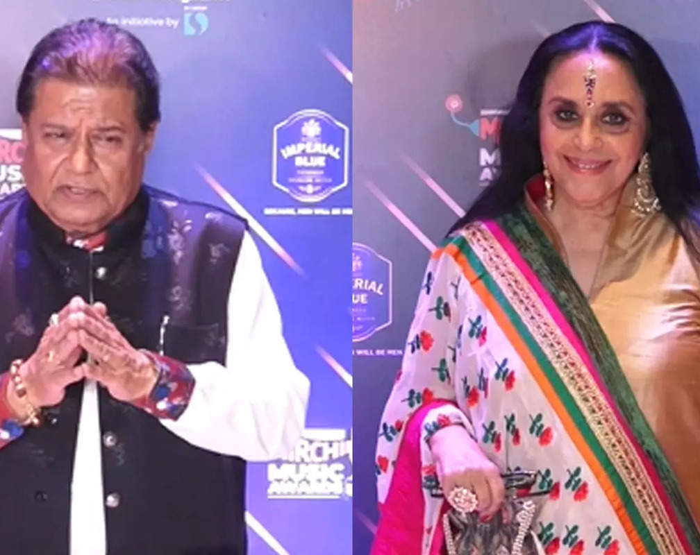 
From Anup Jalota to Ila Arun, celebs grace an awards event in Mumbai
