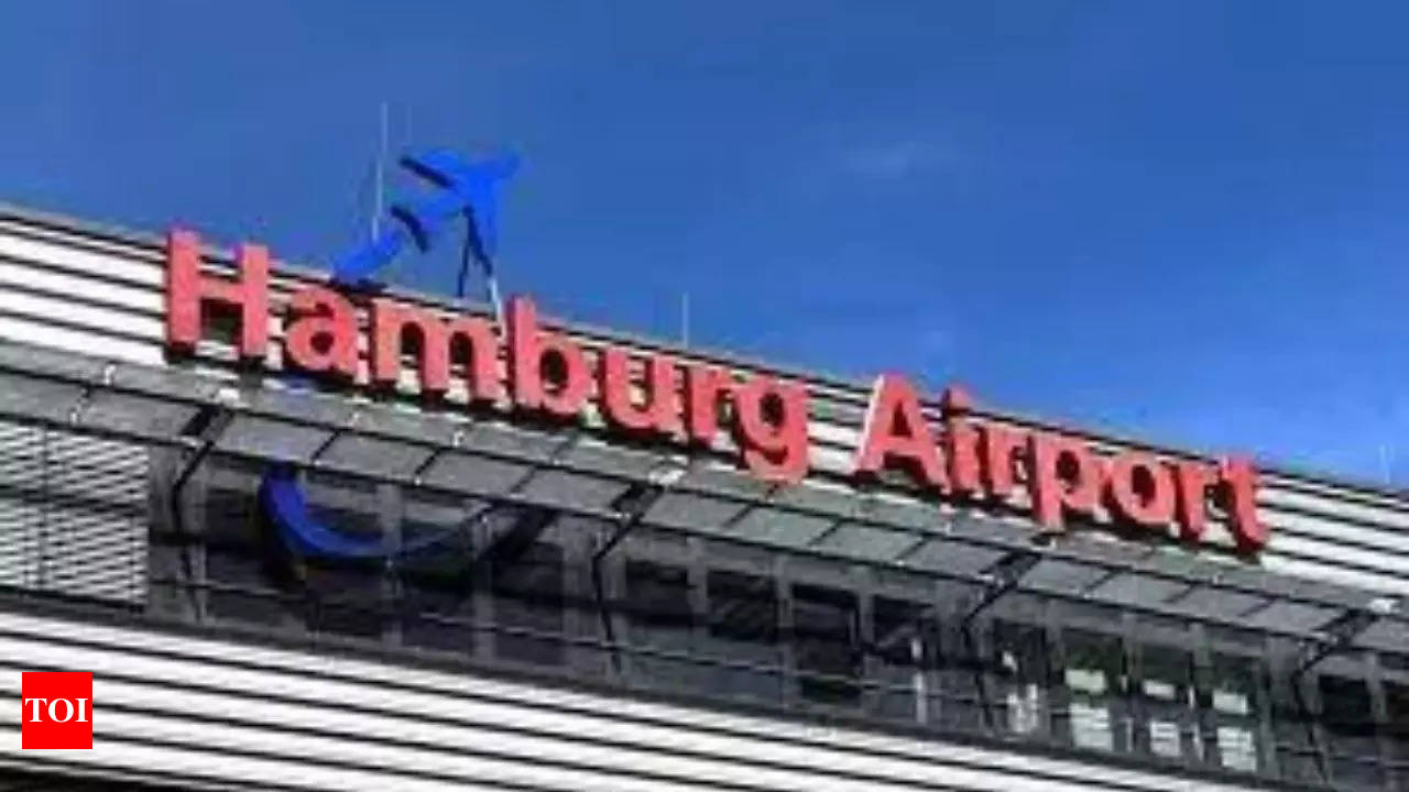 Security Breach Germany s Hamburg airport closed after armed