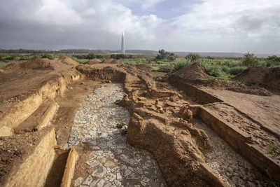 Moroccan archaeologists unearth new ruins at Chellah