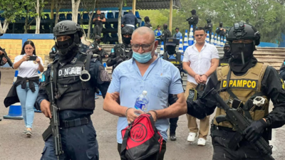 Nicaragua pardons, returns 21 Hondurans, including MS-13 gang leader