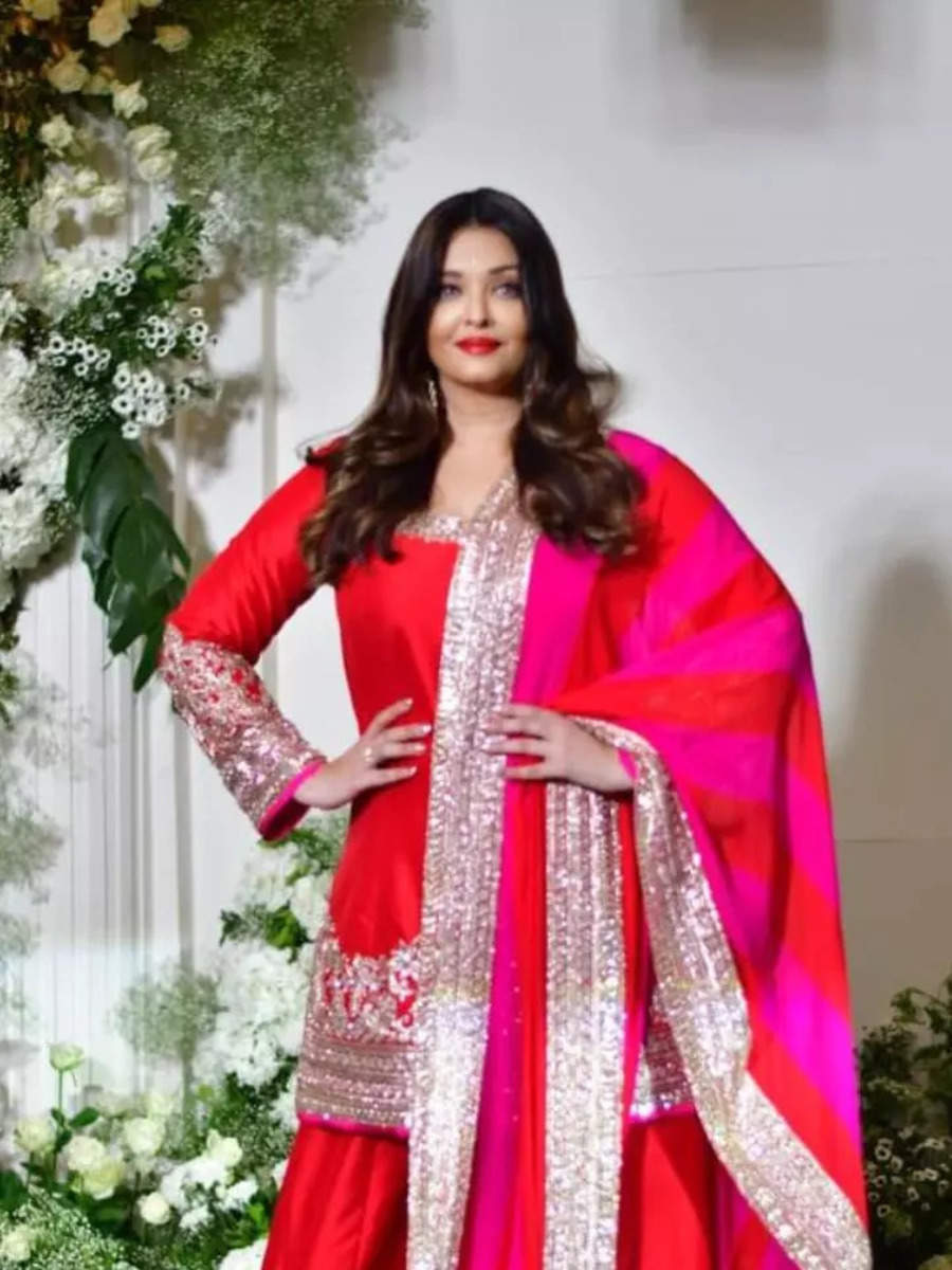 Aishwarya Rai To Janhvi Kapoor: Celebs' Glam Looks From Manish Malhotra ...