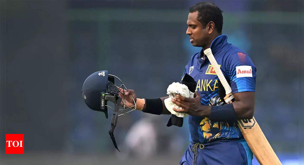 Icc Cricket World Cup: Memes erupt as Angelo Mathews becomes first ...