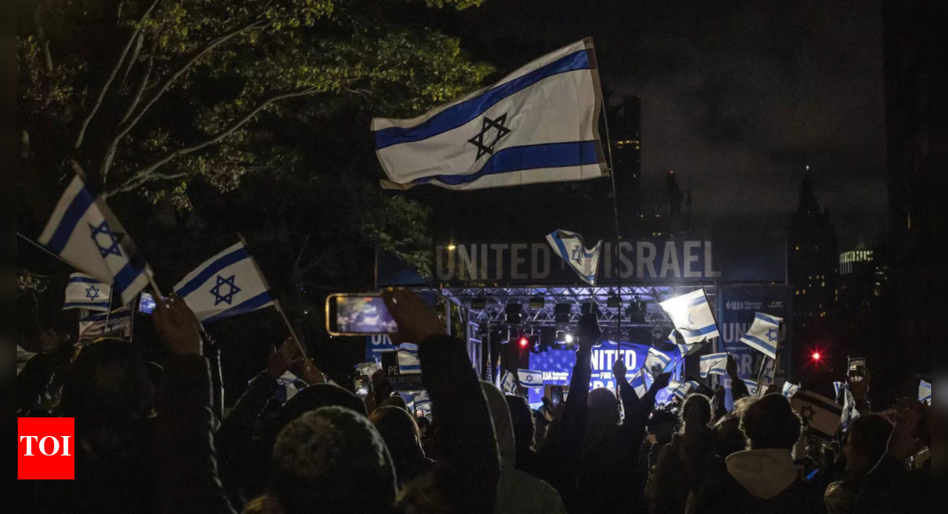 Israel-Hamas war: Jewish man dies after being hit in head at rally in ...