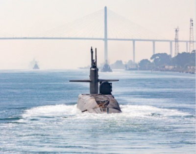 US attack submarine enters Persian Gulf in message to Iran - Times of India