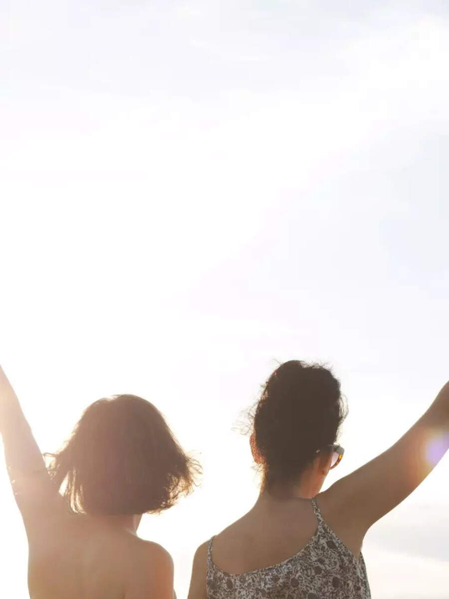 ​Heart-touching novels on friendships - Vimarsana News