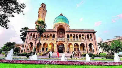 Allahabad University students to learn management mantras of Lord Krishna, top business honchos
