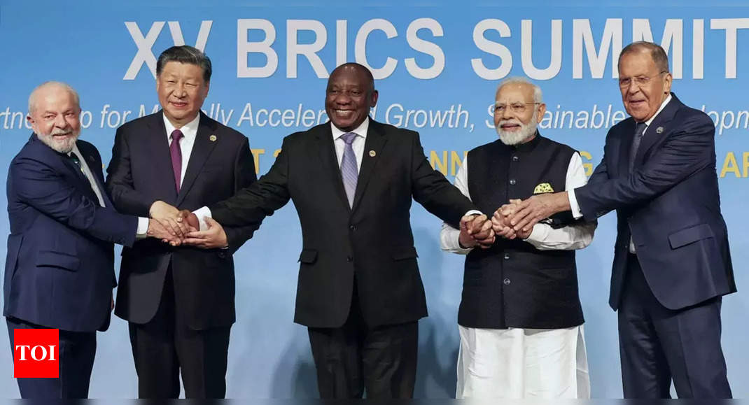 Подъем БРИКС+ и упадок «Большой семерки»: могут ли Индия, Китай и другие развивающиеся экономики изменить мир?  |  Новости Индии