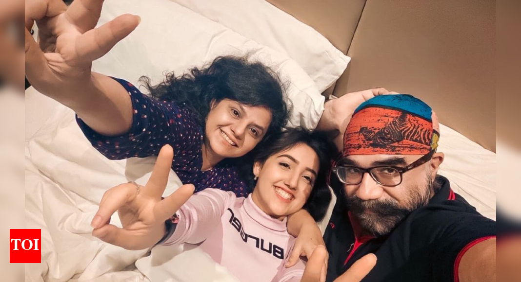 Ashnoor Kaur goes for a family getaway; celebrates her father’s