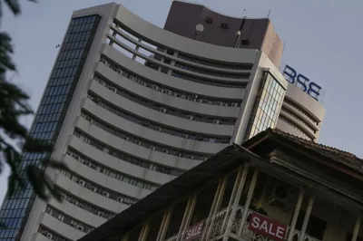 Sensex, Nifty decline in early trade on unabated foreign fund outflows