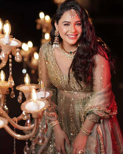 I feel we all spend little extra on Diwali shopping: Mandy Takhar