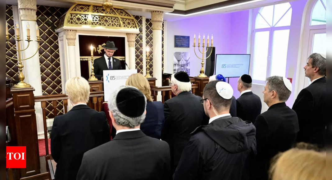 Germans commemorate ‘Night of Broken Glass’ terror as antisemitism is on the rise again – Times of India