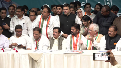 Telangana polls: Congress releases 'Minority Declaration', promises Rs 4,000 cr budget for welfare