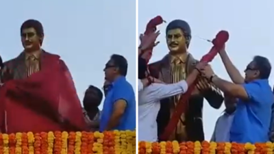 Kamal Haasan unveils a statue of Telugu superstar Krishna in Vijayawada