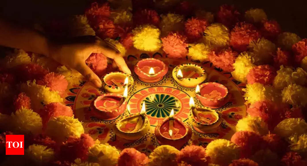 Dhanteras & Diwali Date, muhurt time in UK Pujan vidhi, Mantras, and Aarti