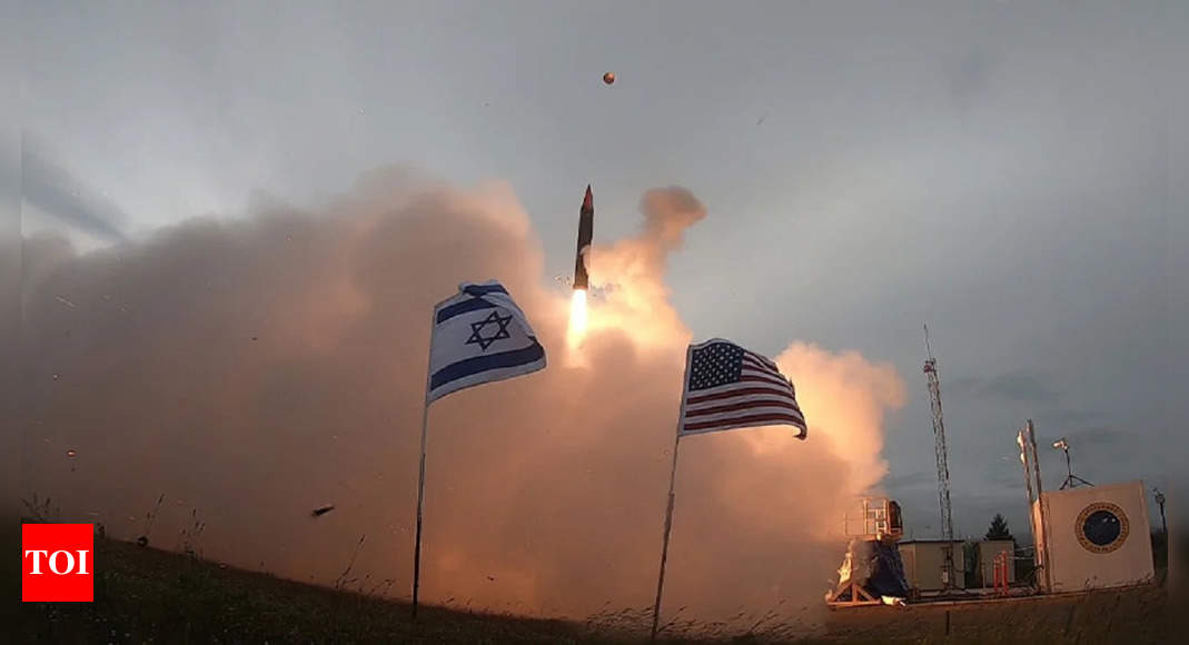 Israel Successfully Deploys Arrow 3 Missile Interceptor Against Yemeni ...