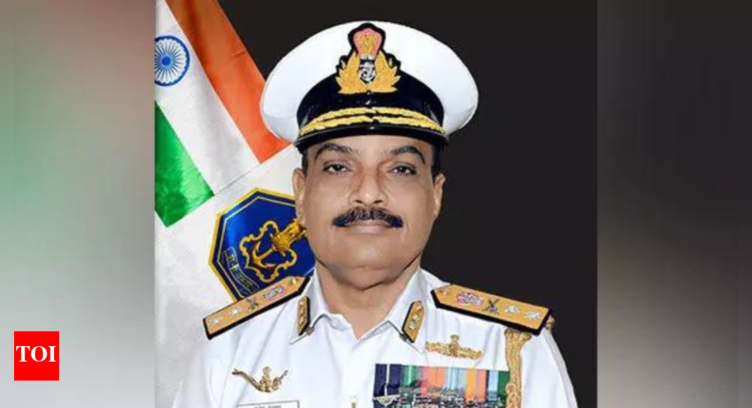Rear Admiral: Rear Admiral Rajesh Dhankhar takes over command of ...