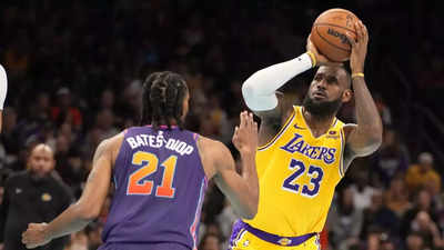 Los Angeles Lakers rally in fourth quarter to beat Phoenix Suns