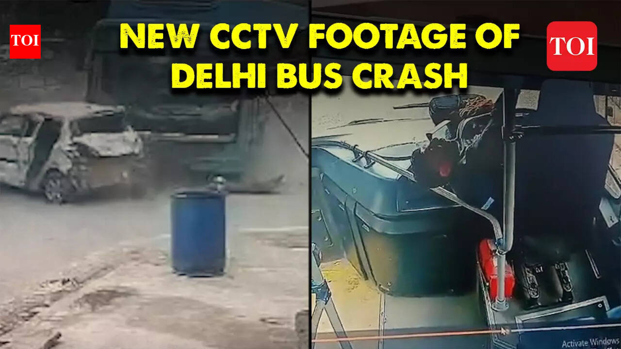 Delhi bus accident: CCTV video from the bus shows driver suffered seizure just before crash->