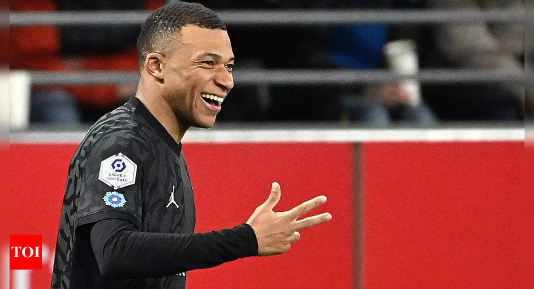 Mbappe%27s+Stunning+Hat-trick+Propels+PSG+to+Triumph