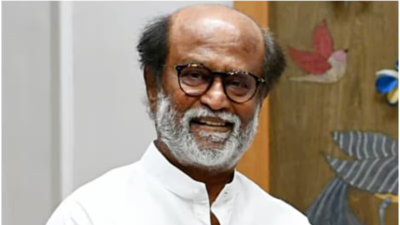 After Lal Salaam teaser launched, Rajinikanth greets and wishes fans outside his residence on Diwali