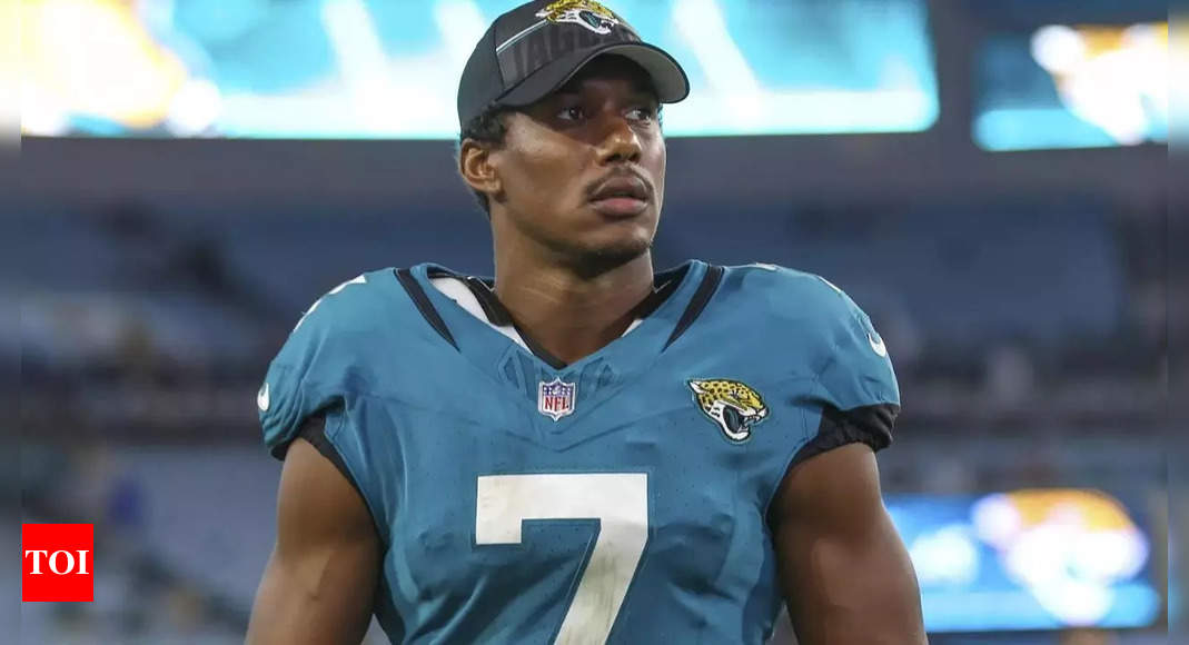 Jacksonville Jaguars receiver Zay Jones arrested on misdemeanor domestic battery charge | NFL News