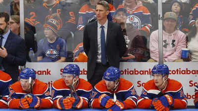 Edmonton Oilers triumph 4-1 in head coach Kris Knoblauch's first NHL game