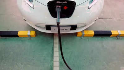 Global EV sales stay strong, China hits record: Study