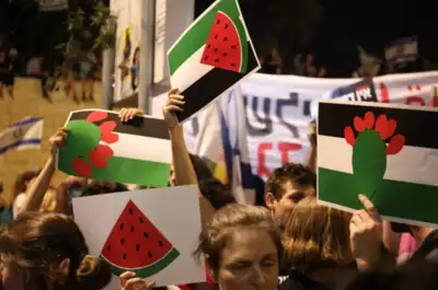 How a watermelon became a symbol of Palestinian solidarity