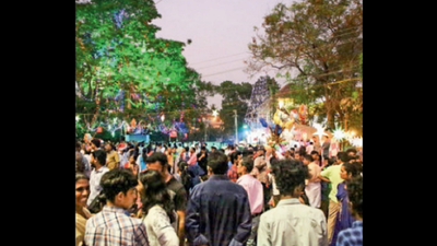 Cochin Carnival celebrations to continue past midnight
